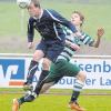 Das Nachsehen hatten Zusmarshausens Nachwuchsspieler Robert Wruck (rechts) und seine Kameraden bei der 0:2-Heimniederlage gegen die SpVgg Ellzee. 