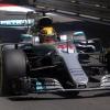 Mercedes-Pilot Lewis Hamilton startet in Baku von der Pole-Position.