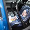 Die Neuburger Feuerwehr musste ein Baby befreien, das in einem Auto eingesperrt war.