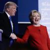Gekünstelte Herzlichkeit: Donald Trump und Hillary Clinton am Ende ihrer weltweit mit Spannung erwarteten TV-Debatte.
