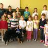 Therapiehund „Mac“ hat den Kindern im Marxheimer Kindergarten die Angst vor Hunden genommen.  
