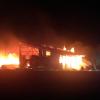 Anfang Juni brannte eine Maschinenhalle in der Nähe der Türkheimer Römerschanze nieder. Seither ermittelt die Kriminalpolizei wegen des Verdachts der Brandstiftung. 
