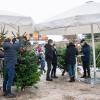 2021 lag Schnee beim Christbaumverkauf des Fördervereins Schillinghaus in Binswangen. Dieses Jahr gibt es weniger Auflagen, dafür mehr Bäume. 