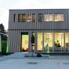 Der neue Pavillon für Reisegäste und Büros auf dem Betriebshof von Hörmann-Reisen in Rehling-Unterach wurde jetzt offiziell eröffnet.
