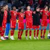 Die Münchner Spieler bejubelten nach dem 3:0-Sieg gegen Berlin die Rückkehr an die Tabellenspitze.