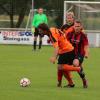 Wichtige Offensivkräfte beim FC Maihingen: Dominik Göck (vorne in orange-schwarz) und im Hintergrund Aaron Stimpfle.