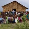 Während seiner Zeit in Tansania hat Jacob Plöckl an einem Sonntag für eine Messe eines der ärmsten Dörfer in der Umgebung Kasenya besucht.