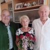Maria und Georg Rathgeber aus Stadtbergen sind seit 70 Jahren verheiratet. Auch für Bürgermeister Paul Metz (links) ein Grund zum Gratulieren.