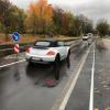 An der neuen Verkehrsinsel auf der Stadtionstraße teilen sich Rad- und Autofahrer für einige Meter die Fahrbahn, weil der Radstreifen unterbrochen ist.