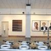 Der Tisch ist gedeckt: Bei Dana Lürkens Installation beim 18. Aichacher Kunstpreis wird Altöl serviert.  