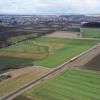 Blick ins Günztal zwischen Kleinkötz und Hochwang. Dort soll eine der geplanten Trassen für die neue ICE-Schnellverbindung zwischen Augsburg und Ulm durchschneiden. Das Foto zeigt die Nord-Süd-Strecke der Mittelschwabenbahn zwischen Günzburg und Krumbach. 