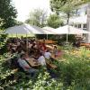 Der Biergarten des Lokals Reesepark besticht durch viel Grün: Zudem blicken die Besucher ins Grüne. Dort wo sich einst die Reese-Kaserne erstreckte, befindet sich nun der Park.