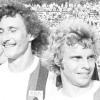 Wolfgang Haug und Alwin Fink (rechts) feierten im September 1973 in Karlsruhe mit dem FC Augsburg ein 1:1-Unentschieden. (Foto: Fred Schöllhorn)