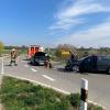 Bei einem Unfall auf der Alarmstraße in Neuburg verletzten sich drei Menschen leicht.
