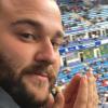 Beten für den HSV: Nils Lahn im Hamburger Volksparkstadion.
