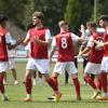 Verdiente Freude über einen gelungenen Kreisliga-Auftakt: Die TSG Thannhausen, vor der Runde von einigen Beobachtern als Titelanwärter genannt, siegte beim FC GW Ichenhausen 6:1. 