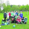 Viel Spaß hatten die Akteure aus Ars und Freihalden bei einem Kleinfeld-Fußballspiel. Die Begegnung endete 5:5 unentschieden. Foto: Jürgen Bigelmayr