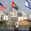Die Flaggen von den USA den Vereinigten Arabischen Emiraten, Israel und Bahrein flattern in Israel als Symbol für die Annäherung. 