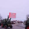 Schon früh machten sich Landwirte aus dem Landkreis auf den Weg nach Nördlingen zum Protest. Der Verkehr staute sich auf der B25 und in der Innenstadt. Über 1000 Traktoren waren auf der Kaiserwiese.