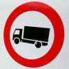 Fahrverbot für Lastwagen.
