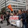 Gewerkschaftsmitglieder und Bürger protestieren in Athen. Die großen Gewerkschaften Griechenlands hatten zu Arbeitsniederlegungen aufgerufen.