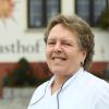 Ingrid Osterlehner betreibt den Gasthof Sonne in Röfingen. Sie ist die Vorsitzende des Bayerischen Hotel- und Gaststättenverbands im Kreis Günzburg.