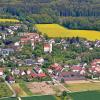 Der Neu-Ulmer Stadtteil Reutti (hier eine Luftaufnahme von Westen aus) ist von der Fläche und Einwohnerzahl her der siebtgrößte Neu-Ulmer Stadtteil. Die Ursprünge des Orts sind nur unter Schwierigkeiten zu fassen.  	