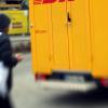 Ein Mann hat in Dillingen versucht, Pakete aus einem Postauto zu stehlen.