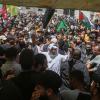 Trauernde Palästinenser nehmen an der Beerdigung des islamischen Dschihad-Funktionärs Al-Hassani teil, der bei einem israelischen Luftangriff getötet wurde.
