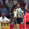 EM 1996: Andreas Möller schießt Deutschland per Elfer ins Finale.