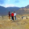 Auf diesem Stück Land in Leh, Ladakh, soll ein neues Kompetenzzentrum des Günzburger Vereins Ladakh-Hilfe gebaut werden. 	 	