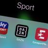 Eurosport hat die Rechte für die Freitags- sowie zehn Sonntags- und Montagsspiele an DAZN sublizenziert.