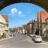 So sah Schwabmünchens Fuggerstraße mit Blickrichtung nach Norden in den 1960er-Jahren aus.