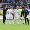Die Ulmer Spatzen mit enttäuschten Blicken nach ihrer 1:2-Niederlage gegen den Spitzenreiter der Regionalliga Südwest, dem FC Saarbrücken. Ulm verlor trotz einer starken zweiten Halbzeit. 	
