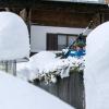 Winter 2019: Balderschwang im Oberallgäu. Karl Traubel schaufelt Schnee. Am Wochenende wohl wieder und dann wieder...