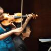 Glanzvoll: die beiden herausragenden Musiker, Franziska Hölscher an der Violine und William Youn am Klavier.  	