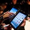 Apple hat die dritte Generation seines populären Tablets kräftig aufgerüstet. Foto: Leon Neal dpa