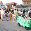 Mehrere Tausend Besucherinnen und Besucher säumten die Straßen, um mit dem Kötzer Narren Club Fasching zu feiern.