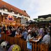 Auch 2024 ist wieder eine Reihe an geselligen Festen im Landkreis geplant. Das Bild zeigt die Gersthofer Kirchweih im vergangenen Jahr. 