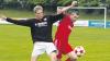 Der Affinger Patric Lemmer (links, im Duell mit Stefan Pfohmann) scheiterte gegen den FC Memmingen II zweimal am Pfosten. 