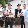 Der Gauschützenmeister vom Schützengau Altomünster, Peter Haug, feierte kürzlich seinen 60. Geburtstag. Unser Bild zeigt (von links) Ehrengauschützenmeister Michael Heitmeir, Rudi Pohl, Steven Trautmann, Alfred Reinl, Thomas Goldstein, Gauschützenmeister Aichach Franz Achter, Jubilar Peter Haug mit Ehefrau Hannelore, dahinter Joachim Stehr, stellvertretender Gauschützenmeister Altomünster, und Gauschützenmeister Pöttmes-Neuburg Alois Helfer. 	