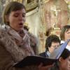 Vanessa Fasoli singt ein jubelndes Laudate Dominum beim Kirchweihkonzert in Steindorf. 