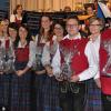 Beim Herbstkonzert wurden langjährig aktive Musiker geehrt. Unser Bild zeigt von links: Fabian Horn, Vorsitzender; Franz Altstetter, stellv. Bezirksleiter; Theresia Strobel, Carolin Lachenmayer; Kathrin Eberhardt; Franziska Rampp, Melanie Jakob, Sandra Morhard, Marcus Weber, Tanja Sadlo, Tobias Geywitz. 