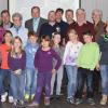 Den Umweltpreis des Landkreises Günzburg erhielten die Grundschüler aus Niederraunau mit ihrer Rektorin Heike Neher und die ehrenamtlich tätige Gruppe „Aktiv. In Günzburg.“ aus Günzburg. Landrat Hubert Hafner ehrte die Preisträger anlässlich der Eröffnung der 40. Umweltwoche des Landkreises in der Schulaula des Dossenberger-Gymnasiums in Günzburg.  
