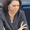 „Alle Beteiligten arbeiten Tag und Nacht“, sagte Verbraucherschutzministerin Ilse Aigner gestern im Bundestag. Man sieht es ihr an.   