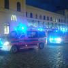 Die Feuerwehr rückte am Montagabend am Augsburger Hauptbahnhof aus. Aus einem ICE stieg Rauch auf.