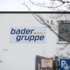 Die Bader-Gruppe hat mehrere Sitze in Deutschland und einen in Ungarn. Die einzelnen Unternehmen, wie die in Senden und Babenhausen, haben jedoch eigenständige Geschäftsführer. Das macht die arbeitsrechtliche Trennung schwer. 