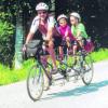 Egal ob mit Tandem oder mit einem anderen Fahrrad: Einige Anhofener würden sich sehr freuen, wenn sie den Weg nach Kissendorf mit einem Zweirad zurücklegen könnten. Foto: dpa/gms