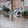 Am 2. Juni 2016 standen Straßen und Häuser in Simbach am Inn unter Wasser. Auch ein Jahr nach dem Jahrtausendhochwasser ist noch nicht alles in Ordnung. 