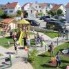 Das Kinderhaus Sonnenschein in Sielenbach – hier die Außenanlage, auf der die Kinder nach Herzenslust toben können – wird um eine vierte Kindergartengruppe erweitert. 	